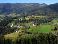 Hofwanderweg/geogr. Mittelpunkt (Arriach)