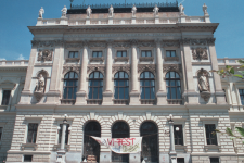 Karl-Franzens-Universität mit Kriminalmuseum (II.) (Graz)