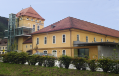 Kunsthalle Tirol im Salzlager (Hall in Tirol)