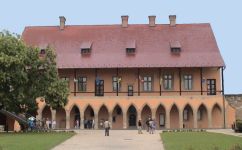 Burg (Eger/Erlau)