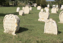 Herzerl-Friedhof  (Balatonudvari)