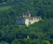 Schloss Enn/Castel dEnna (Montan an der Weinstraße/Montagna sulla Strada del Vino)