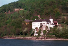 Ehem. Servitenkloster-Kalvarienberg (Schönbühel)