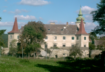 Schloss Droß und Severin-Worel-Gedenkweg (Droß)