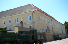 Stadtschloss und Stadtmauer (Zistersdorf)