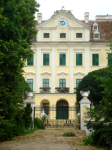 Marktplatz und Schloss (Seefeld-Großkadolz)