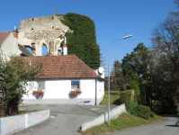 Kirchenruine Maria Rafings mit Wallfahrtskapelle (Rafingsberg) (Windigsteig)