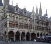 Lakenhallen/Tuchhallen und Belfried II  (Ypern/Ieper)