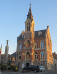 Rathaus und Eglise Notre-Dame de la Visitation (Rochefort)