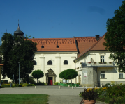 Schloss und Pfarrkirche hl. Anna (Zdar nad Sazavou/Saar)