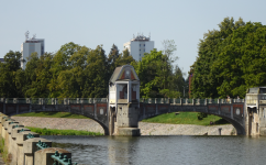 Elbe-Wasserkraftwerk Hucak (Hradec Kralove/Königgrätz)