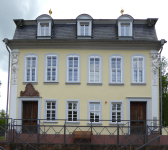 Schl&ouml;sschen und Hofgarten (Wertheim)
