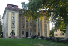 &Ouml;hringer Hofgarten mit Lusthaus (&Ouml;hringen)
