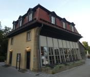 &Ouml;hringer Hofgarten mit Lusthaus (&Ouml;hringen)