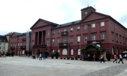 Marktplatz mit Rathaus und Mausoleum (Karlsruhe)
