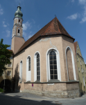 Bürgerspital mit Dreifaltigkeitskirche (Straubing)