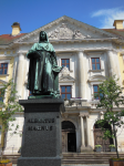 Albertus Magnus vor dem Rathaus  (Lauingen)