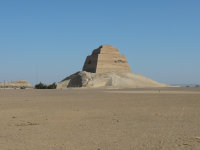 Pyramide von Meidum I (Oase Al-Fayoum, Nil-Tal)