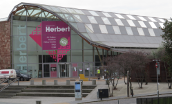 Herbert-Art Gallery and Museum (Coventry, England      )