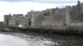 Stadtmauer  (Caernarfon, Wales)