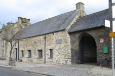 Owain Glyndwrss Parliament House (Machynlleth, Wales)