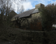 Historischer Holzkohle-Hochofen (Furnace) (Machynlleth, Wales)