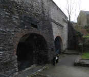 Historischer Holzkohle-Hochofen (Furnace) (Machynlleth, Wales)