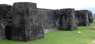 Caerphilly castle I (Caerphilly, Wales)