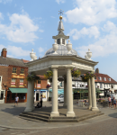 Corn Exchange und Beverley Market Cross (Beverley, England)