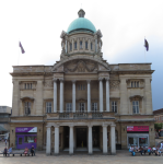 Queen Victoria Square, Ferens Gallery, City Hall  (Kingston upon Hull, England)