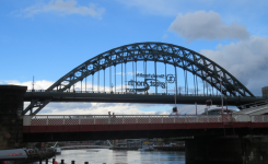 Tyne-Bridge  (Newcastle-upon-Tyne, England)