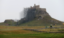 Castle of Lindisfarne u. Fort on the Heugh  (Lindisfarne, England)