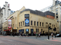 Palace Theatre  (Manchester, England  )