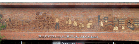 The Potteries Museum & Art Gallery I  (Stoke-on-Trent, England)