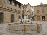 Plaza del Pópulo (Baeza)