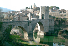 Sant Pere (Besalú)