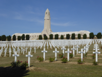 Nationaler Soldatenfriedhof-Monument Maginot (Verdun (FR-GES))