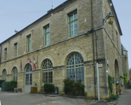 Hotel de Ville und Maison au mouton (Chateauneuf-en-Auxois (FR-BFC))