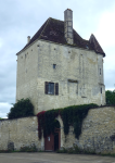 Donjon de Cravant (Cravant bei Deux Rivieres (FR-BFC))