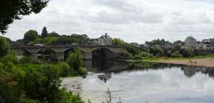 Pont dAquitaine (Chinon (FR-CVL))