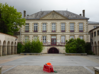 Les Halles (Bressuire (FR-NAQ))