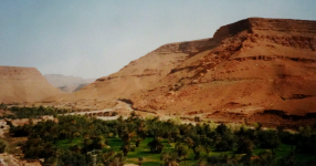 Wadi Ziz und der Staudamm Hassan Addakhil (Errachidia)